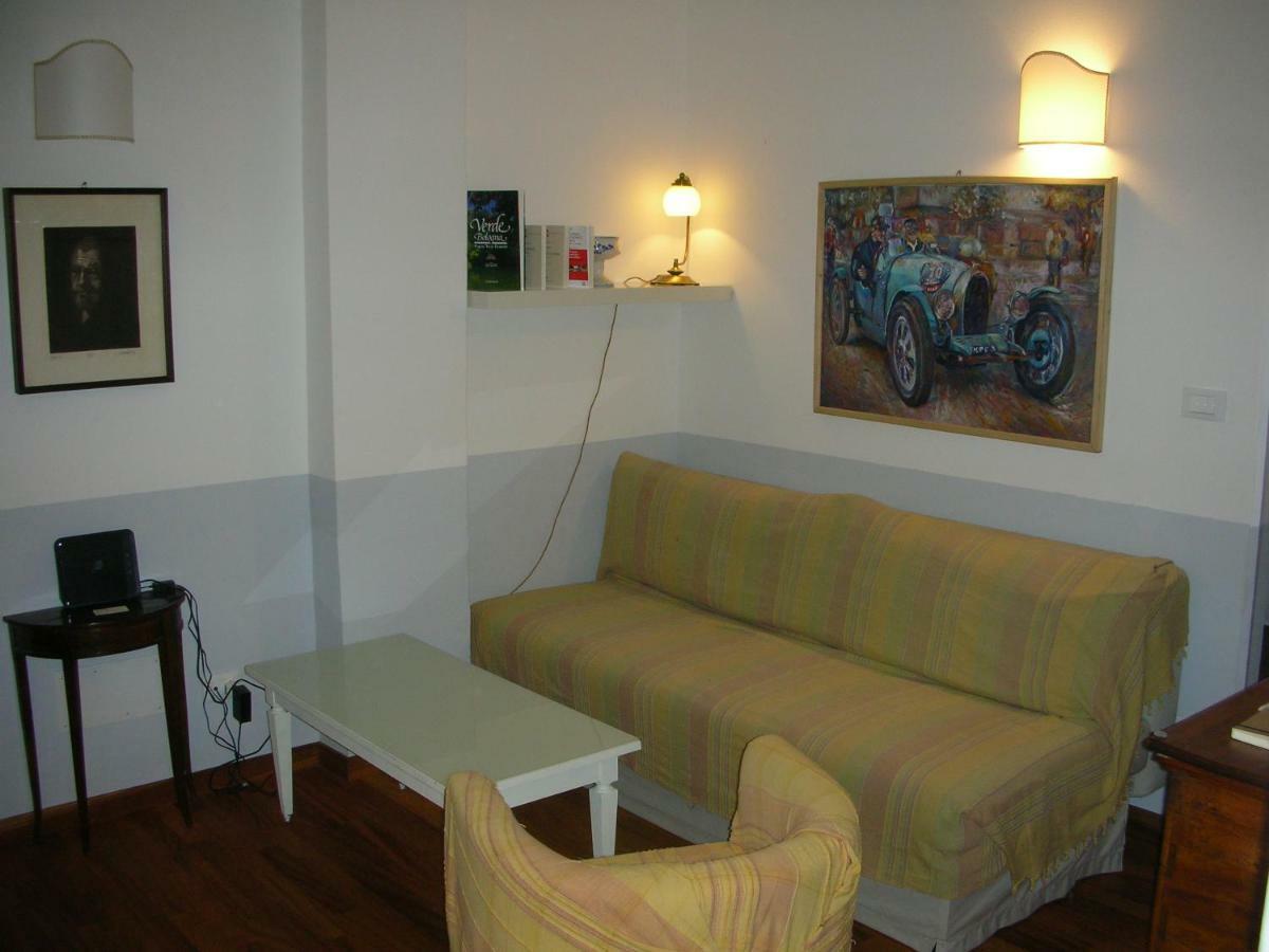 Nice Apartments In Downtown Bolonha Exterior foto