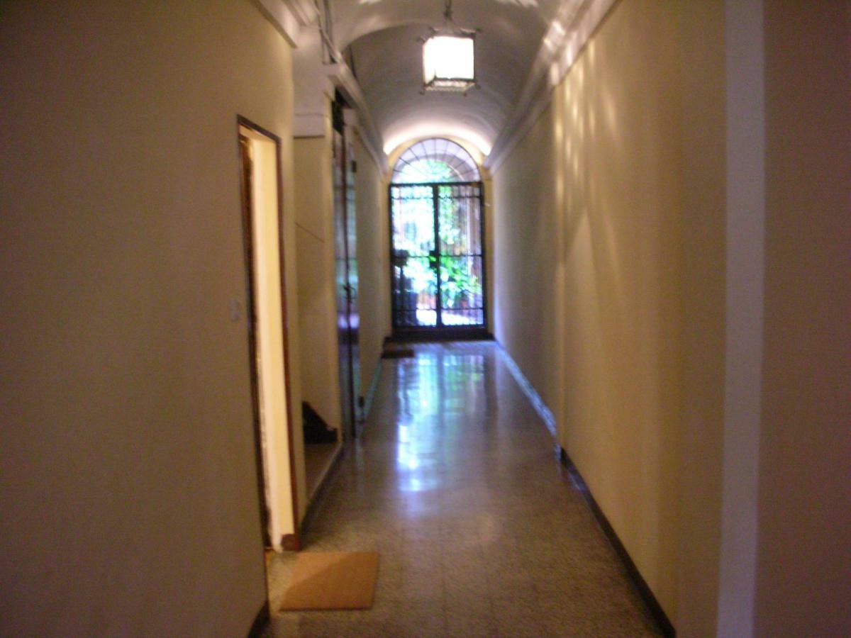 Nice Apartments In Downtown Bolonha Exterior foto